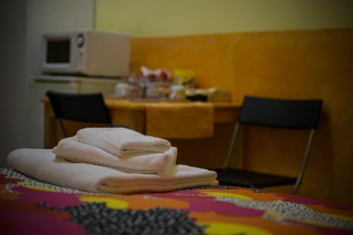 ออน เดอะ เรนไบว์ บีแอนด์บี Bed & Breakfast โรม ภายนอก รูปภาพ